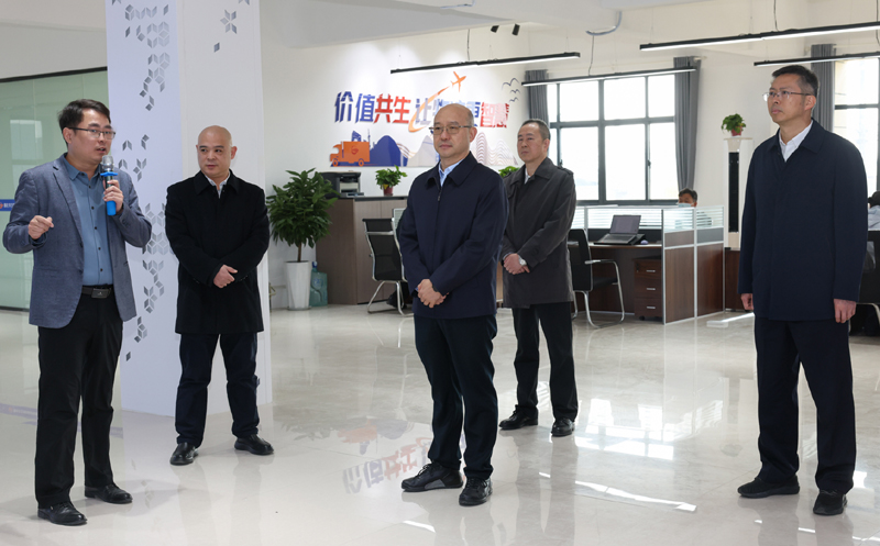 汪华东在淮北市交控集团调研并宣讲党的二十届四中全会...