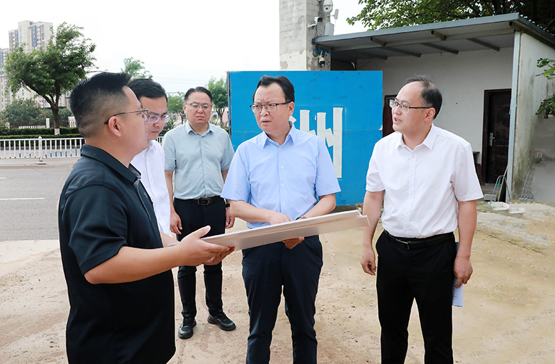 蒋曦督导住建领域民生实事及安全生产工作